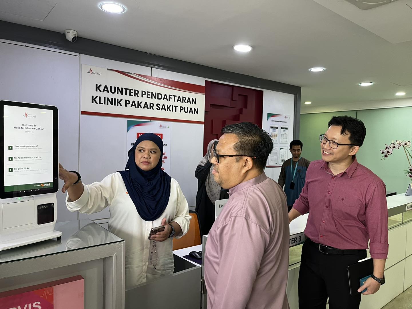 Lawatan mesra IMSC ke Hospital Islam Az‑Zahrah