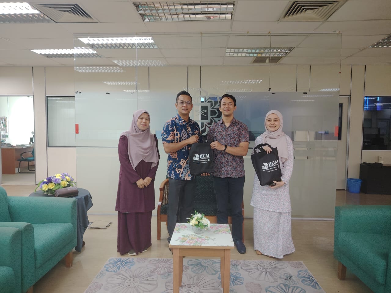 Kolaborasi CSR ICI Maxis