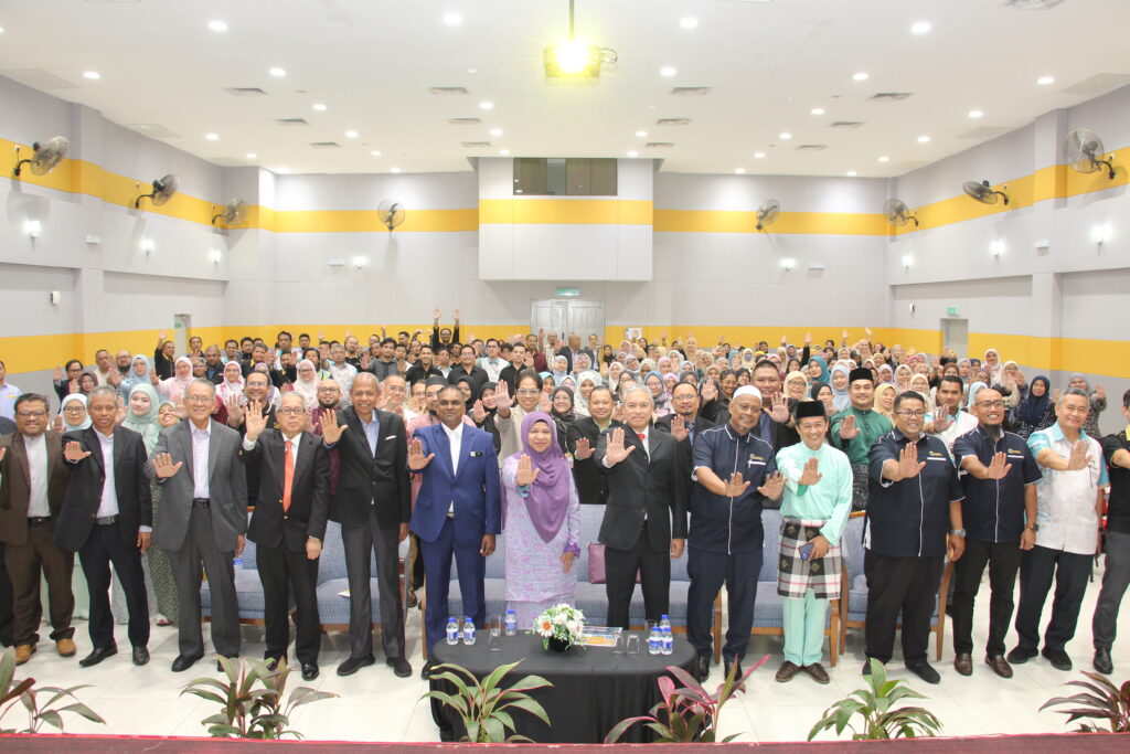 IIUM Holdings jayakan Integrity Day 2025 dengan forum Ceritera Tembok untuk perangi rasuah dan pupuk budaya kerja berintegriti.