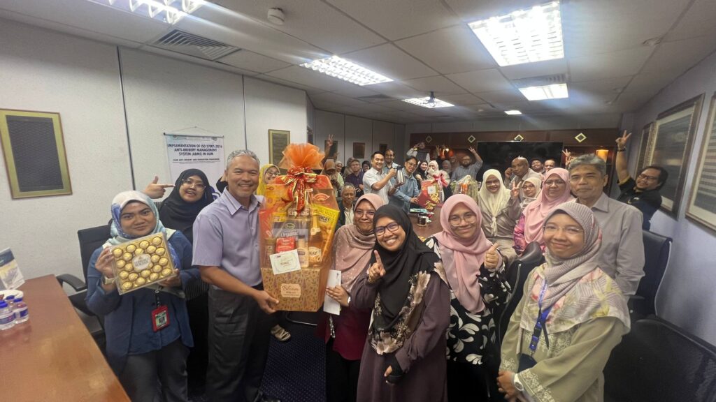 Pemenang Pertandingan 5S HQ IIUM Holdings